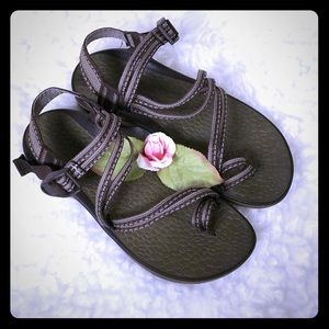 Women’s Chaco Sandals Size 8